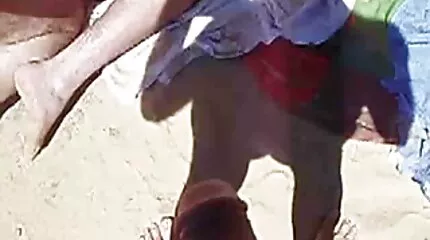 Shemales sög varandra och hade het anal kåta mogna kvinnor sex